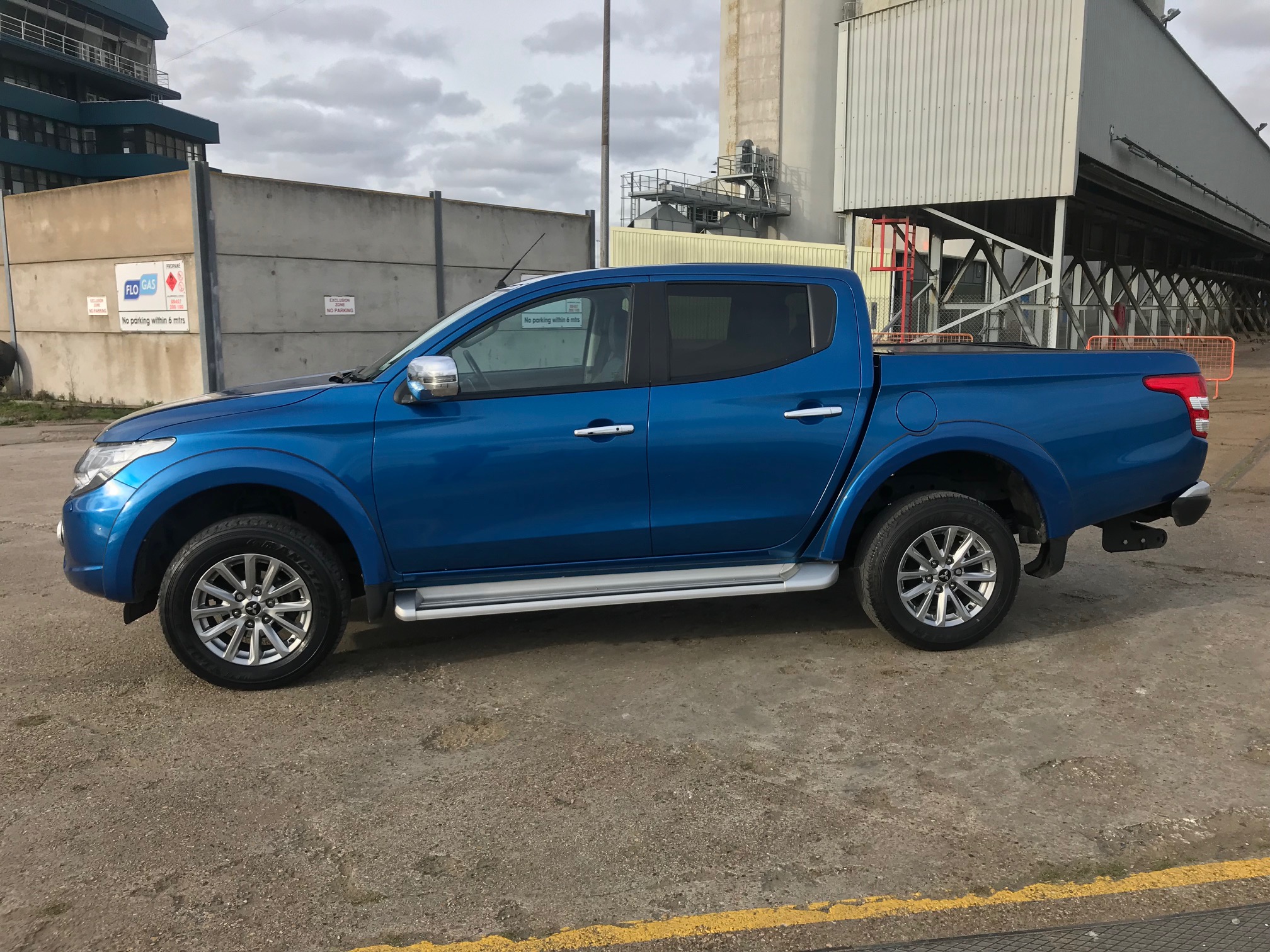2017 Mitsubishi L200 Double Cab Pick Up Warrior Automatic 4x4 - SOLD